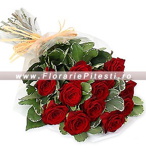 13 trandafiri rosii