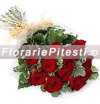 13 trandafiri rosii
